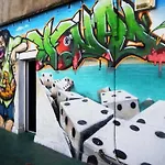 Vandrerhjem No Limit Graffiti Barcelona