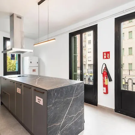 No Limit Graffiti Хостел