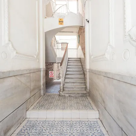 No Limit Graffiti Хостел