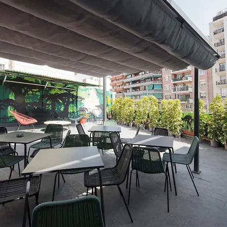 Хостел No Limit Graffiti