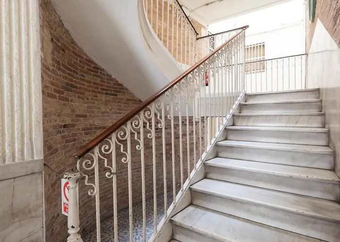 No Limit Graffiti Hostel Barcelona