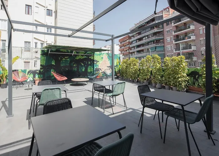 Hostel No Limit Graffiti Barcelona