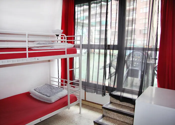 No Limit Graffiti Hostel Barcelona